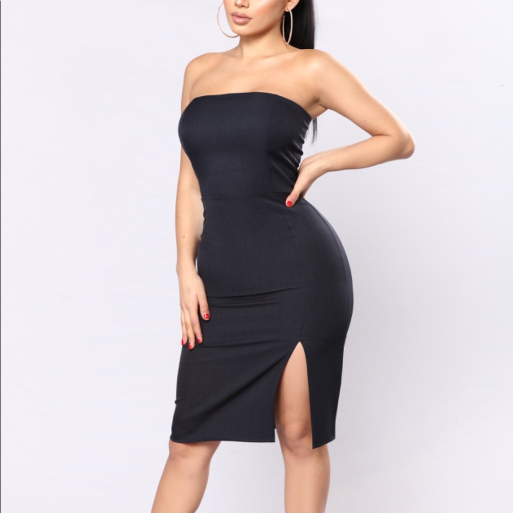 NAVY BLUE STRAPLESS TUBE DRESS